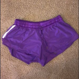 Lululemon Hotty Hot Shorts (short version)